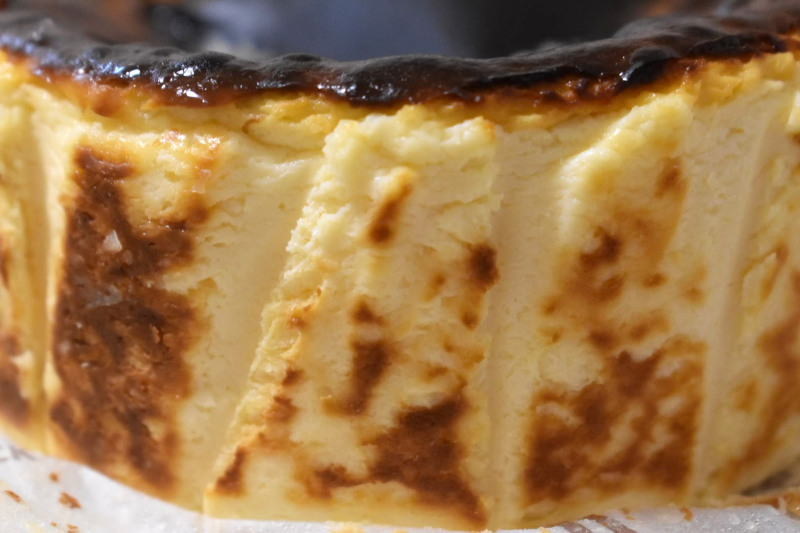 熟成バスクチーズケーキ　実食④