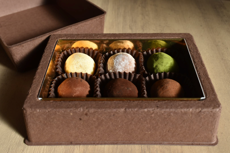Dari K（ダリケー）カカオが香るチョコレート・トリュフ -shizuku- 開封